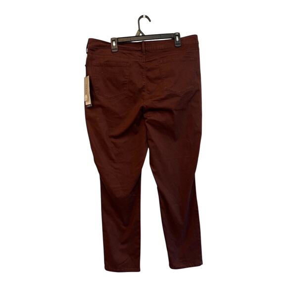 NYDJ Lift Tuck Pants Women’s Size 18 Sculpting Slimming Tech Burgundy - Picture 2 of 7